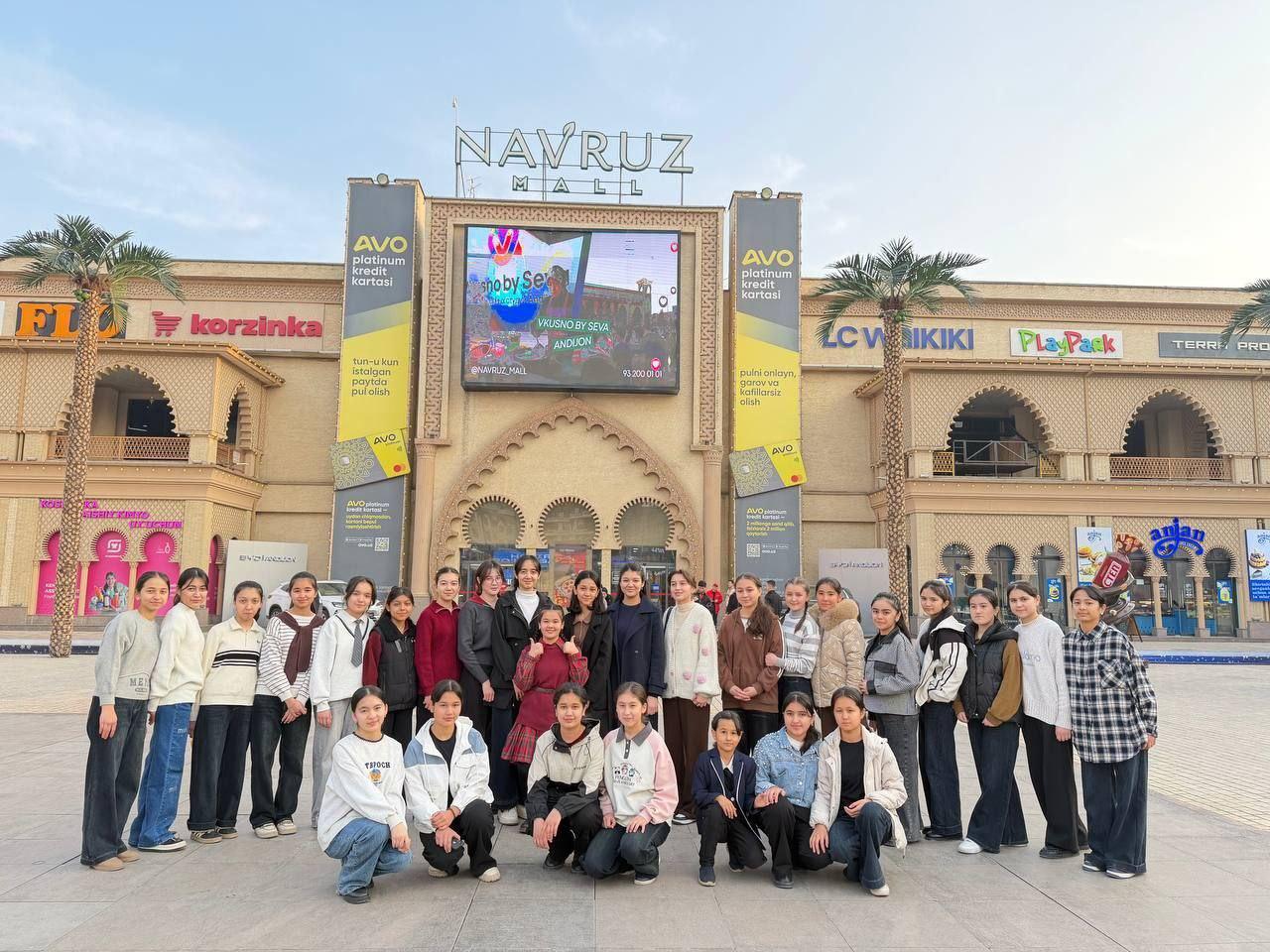 Ixtisoslashtirilgan ta’lim muassasalari agentligi tomonidan ijod maktablari o‘quvchilari almashinuvi dasturi asosida Muhammad Yusuf nomidagi ijod maktabida mehmon bo‘lib turgan Halima Xudoyberdiyeva nomidagi ijod maktabi o‘quvchilari uchun Andijon shahri bo‘ylab sayohat tashkil etildi.